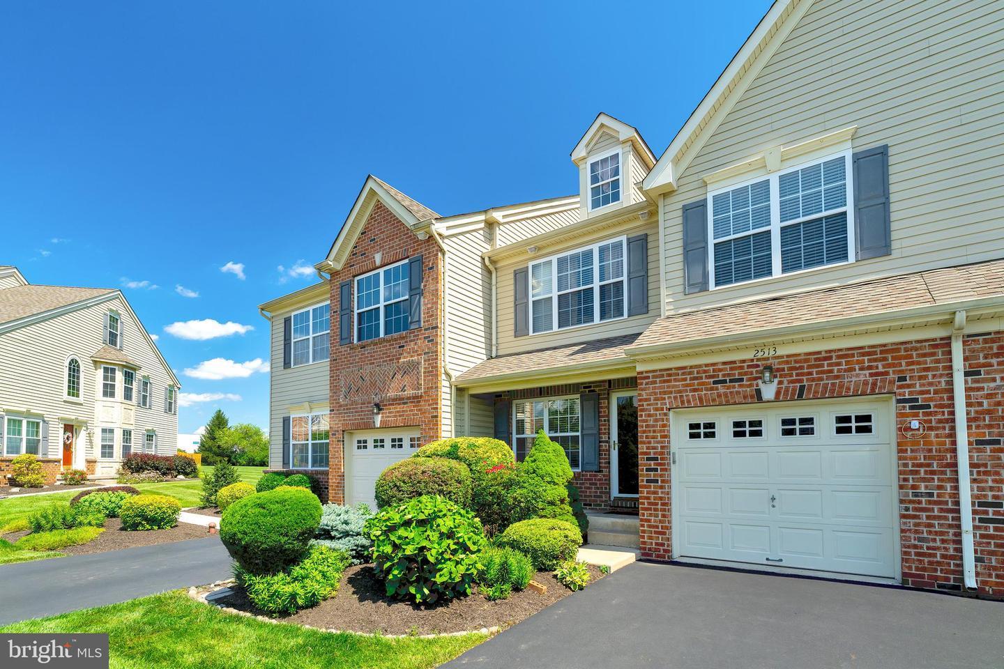 Property Photo: 2513 Wellington Way PA 18969