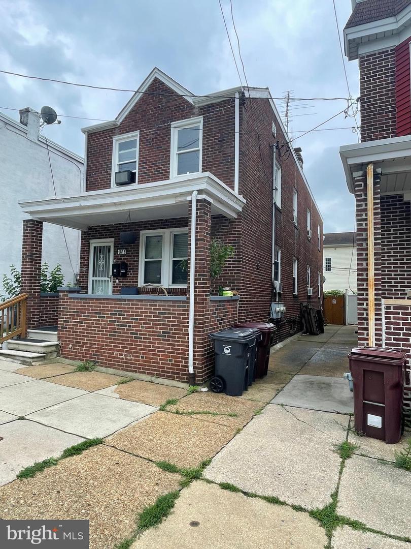 Property Photo:  1816 W Fifth Street  DE 19805 