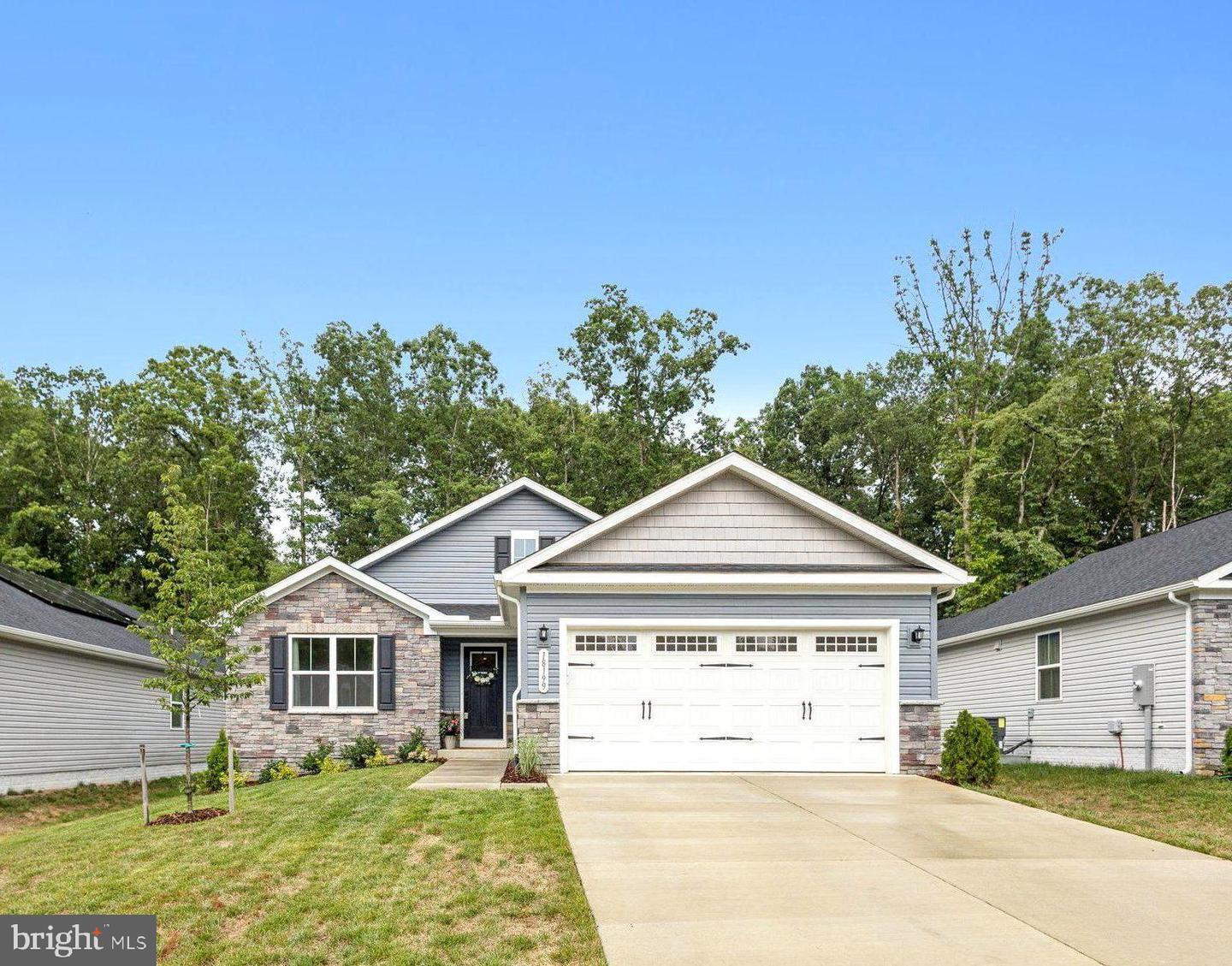 Property Photo: 18199 Cornerstone Drive VA 22546