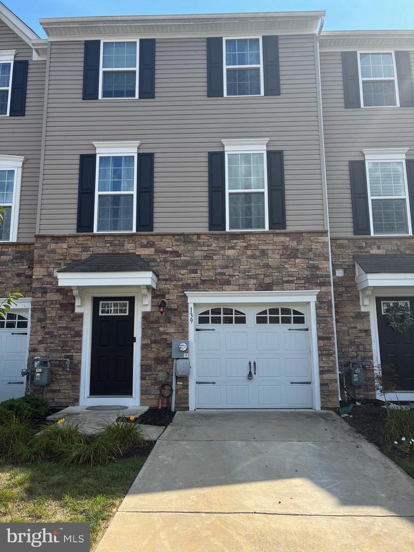 Property Photo: 139 Meridian Lane NJ 08080