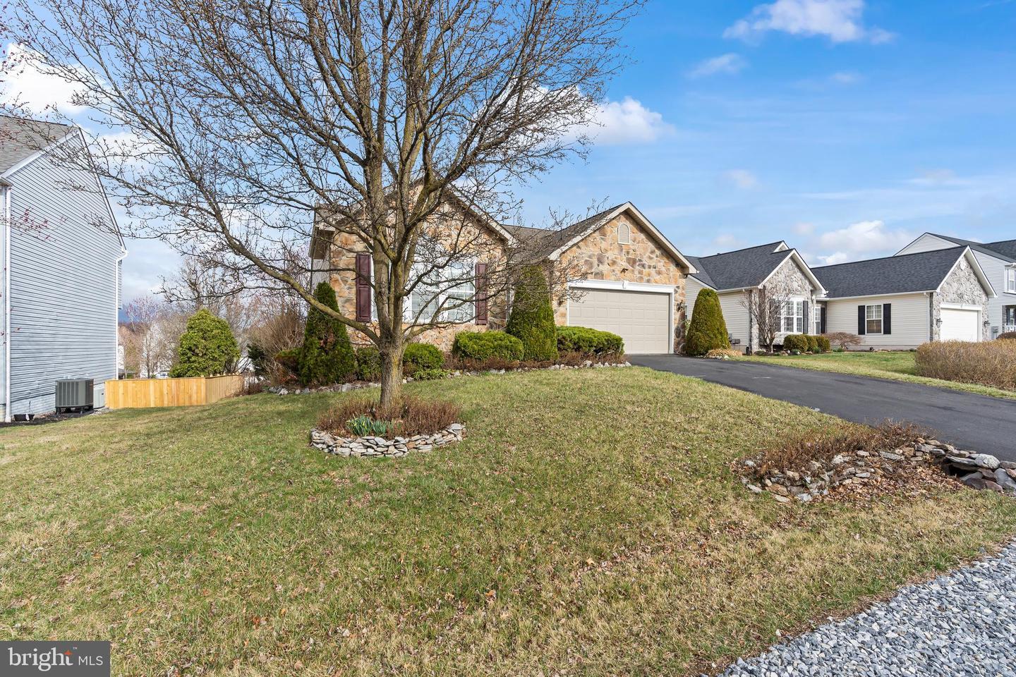 Property Photo: 62 Kerrigan Court WV 25405