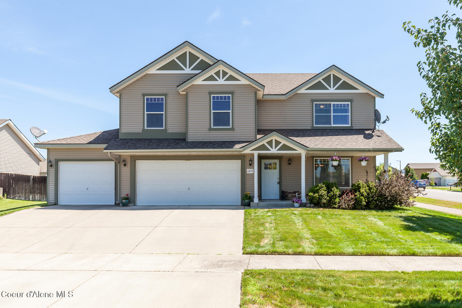 Property Photo: 6878 N Talon Ln ID 83815