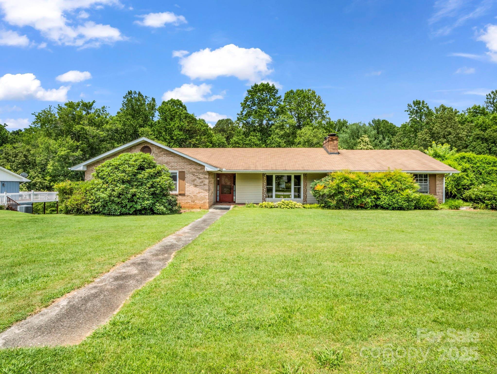 14 Monte Vista Place  Candler NC 28715 photo