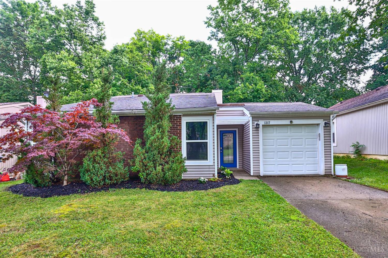 Property Photo: 1317 Tallberry Drive OH 45230