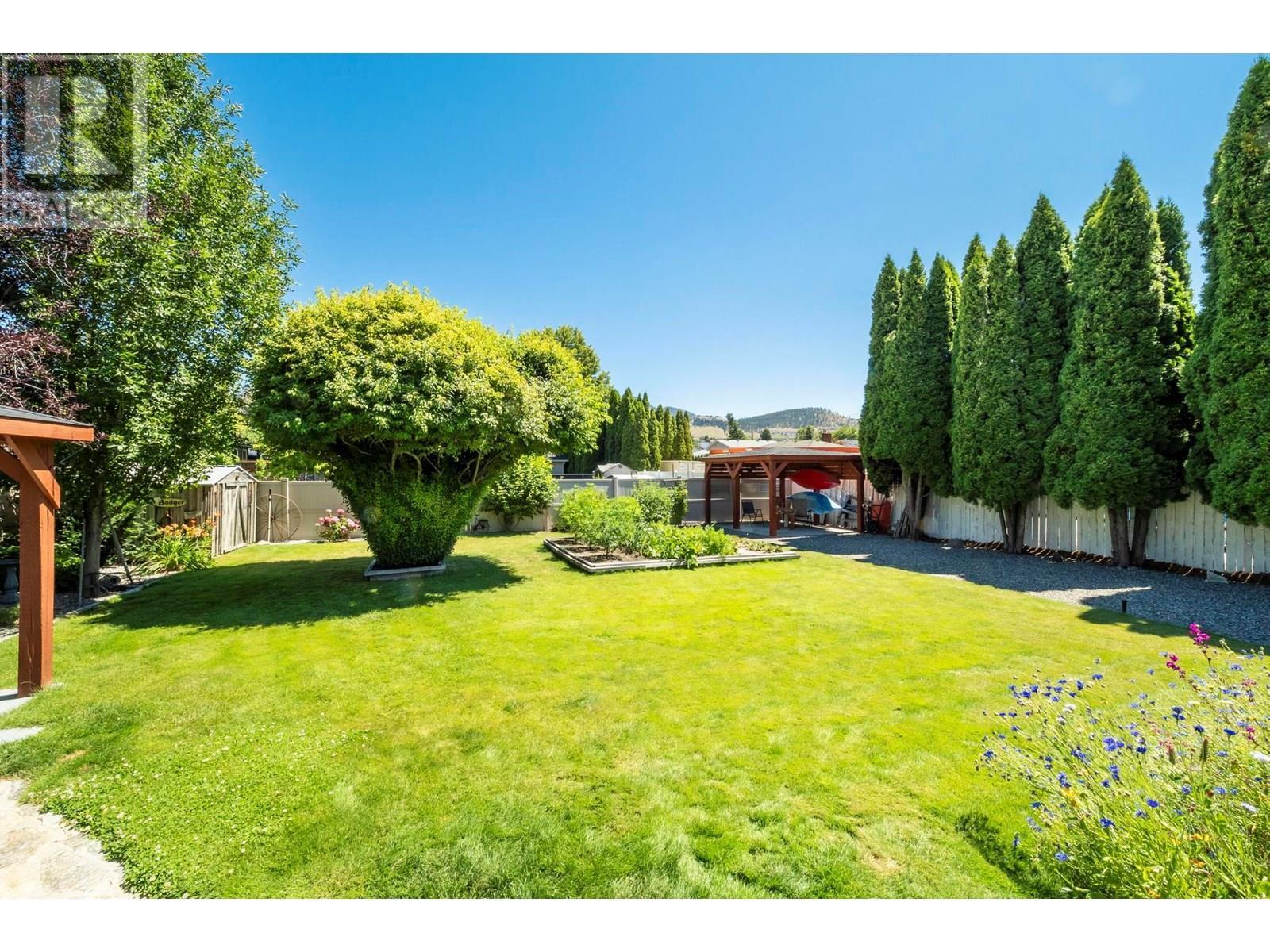 Photo de la propriété: 615 Tartan Road BC V1X 3L2