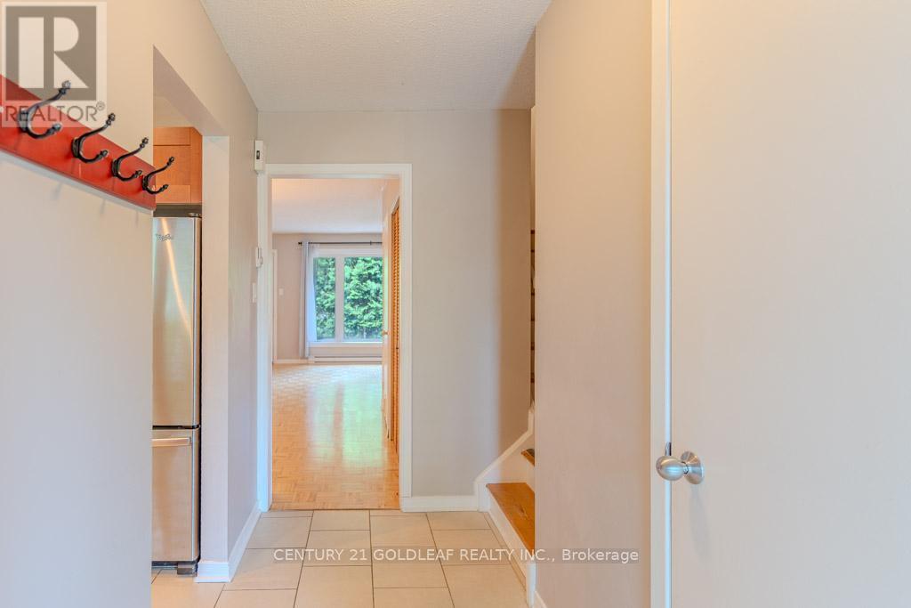 Property Photo: 1342 Cedarcroft Crescent ON K1B 5C8