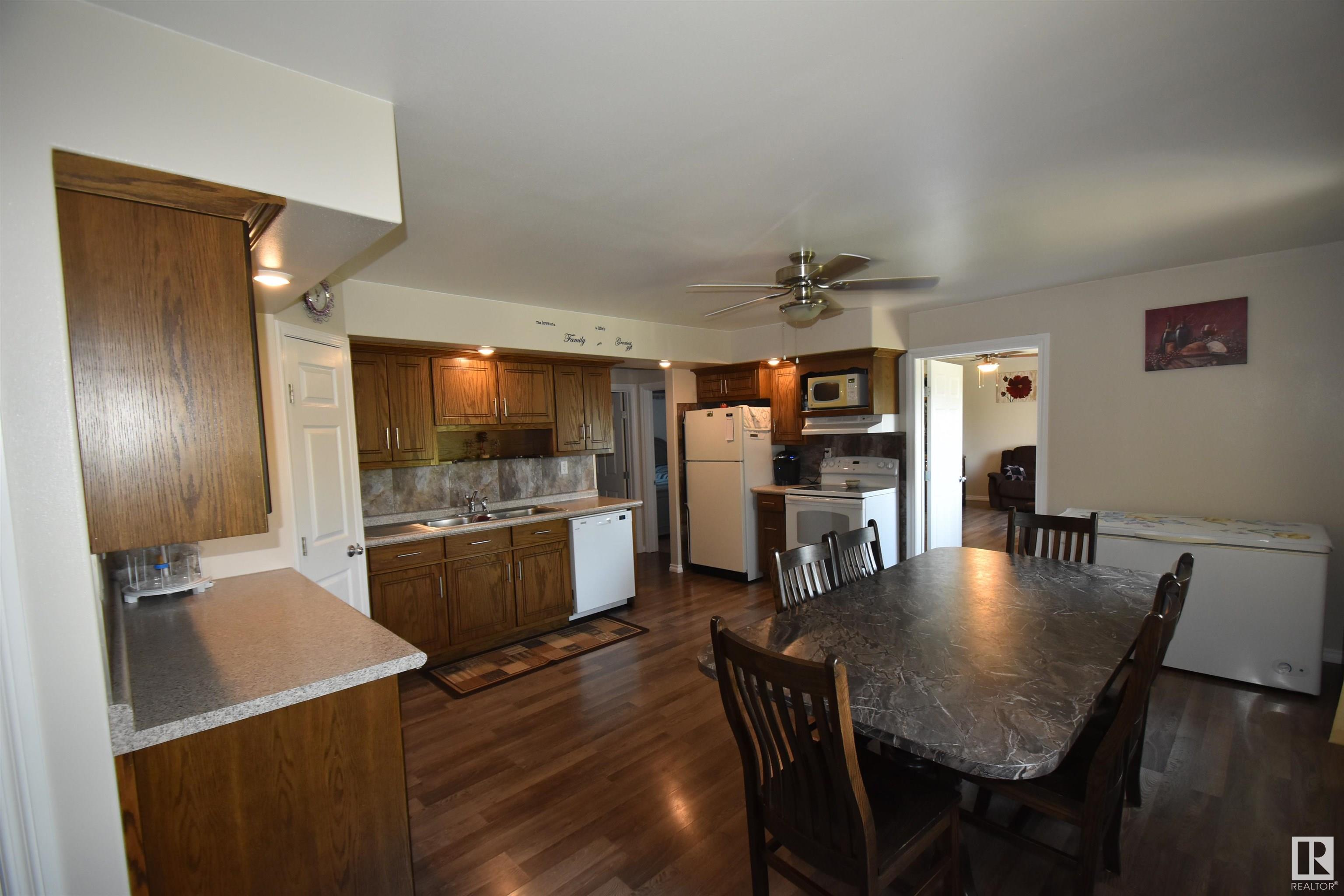 Property Photo: 57104 Rng Rd 103 AB T0A 3A1