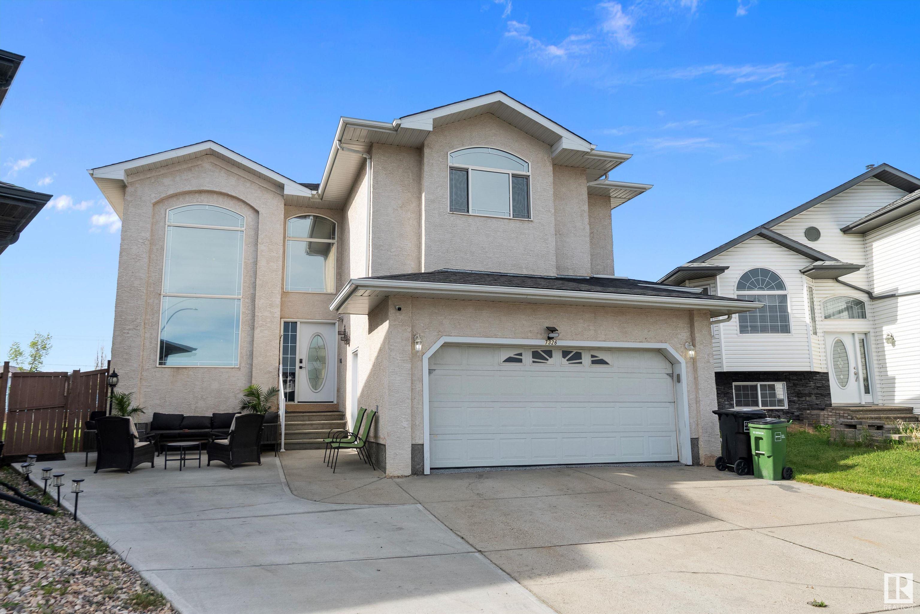 Property Photo:  7326 166A Avenue NW  AB T5Z 3Y1 
