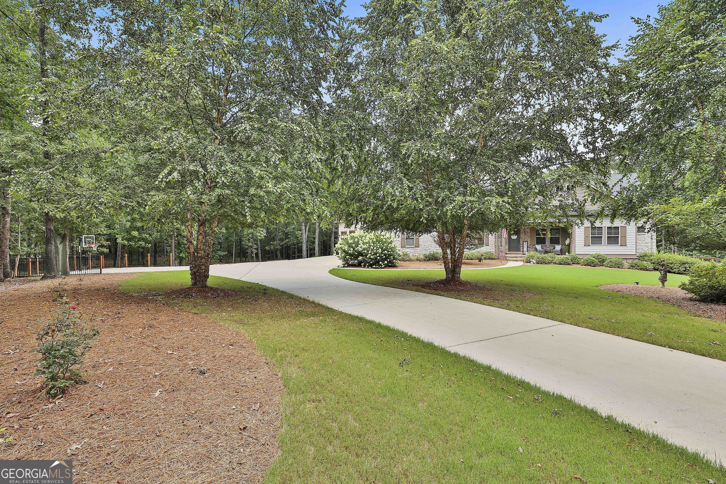 Property Photo: 150 Seals Road GA 30157
