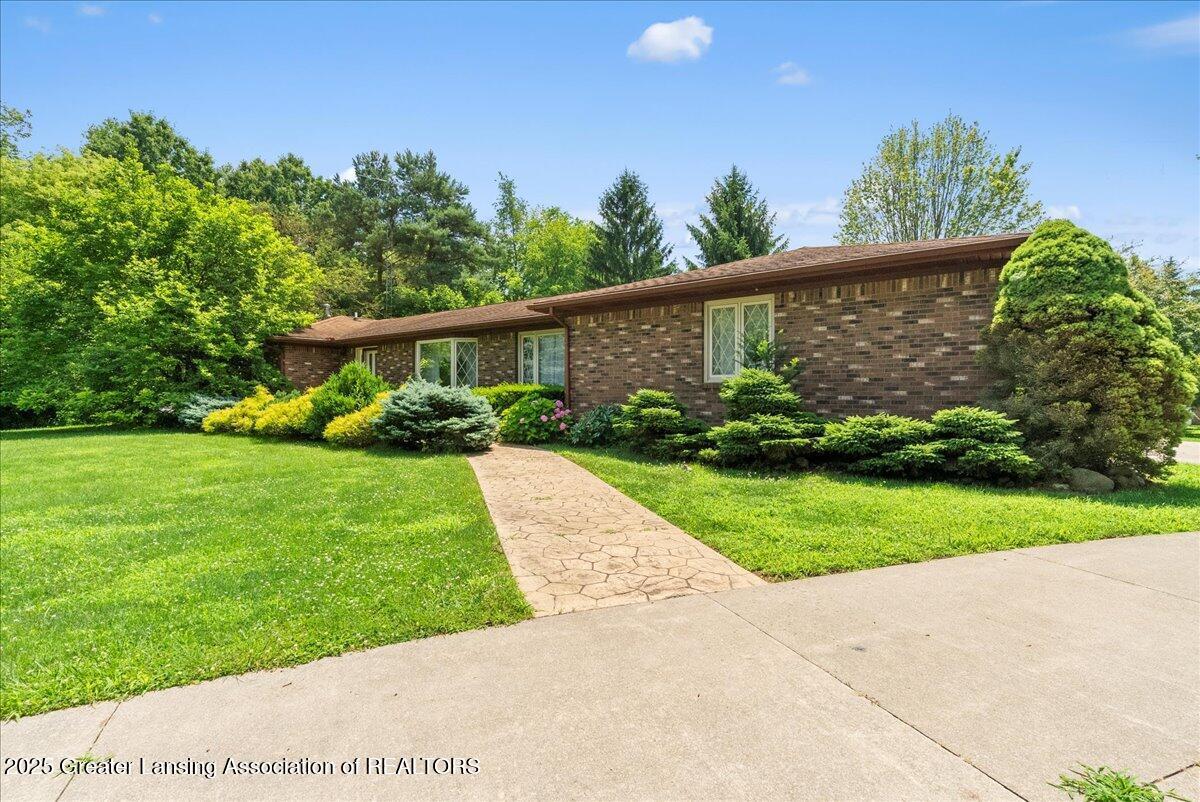Property Photo: 9550 Alward Road MI 48848