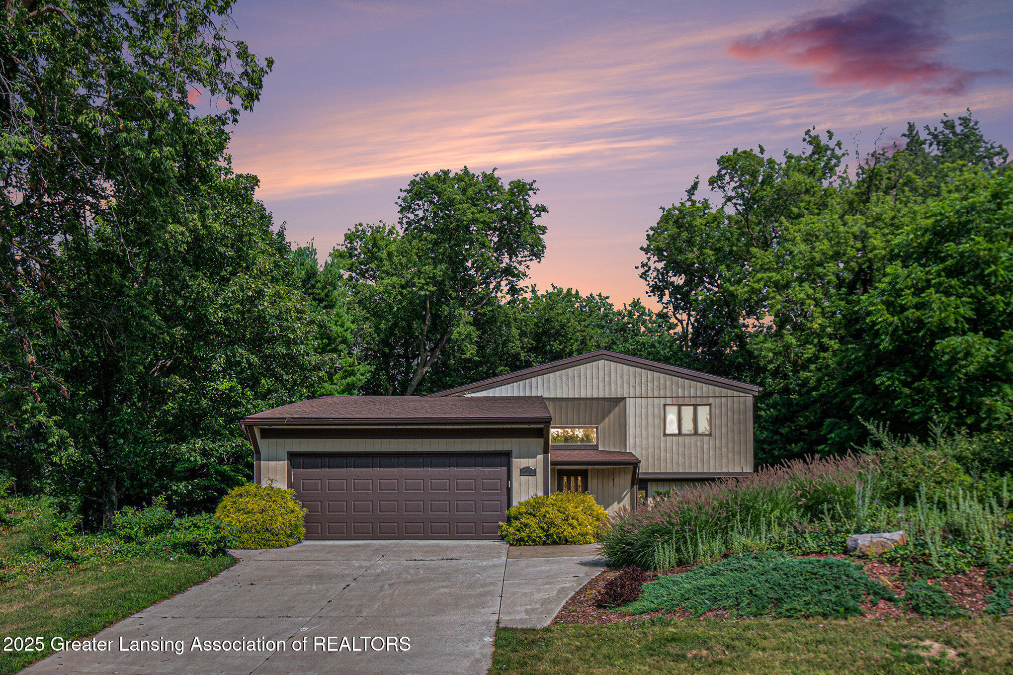 Property Photo: 6018 Horizon Drive MI 48823