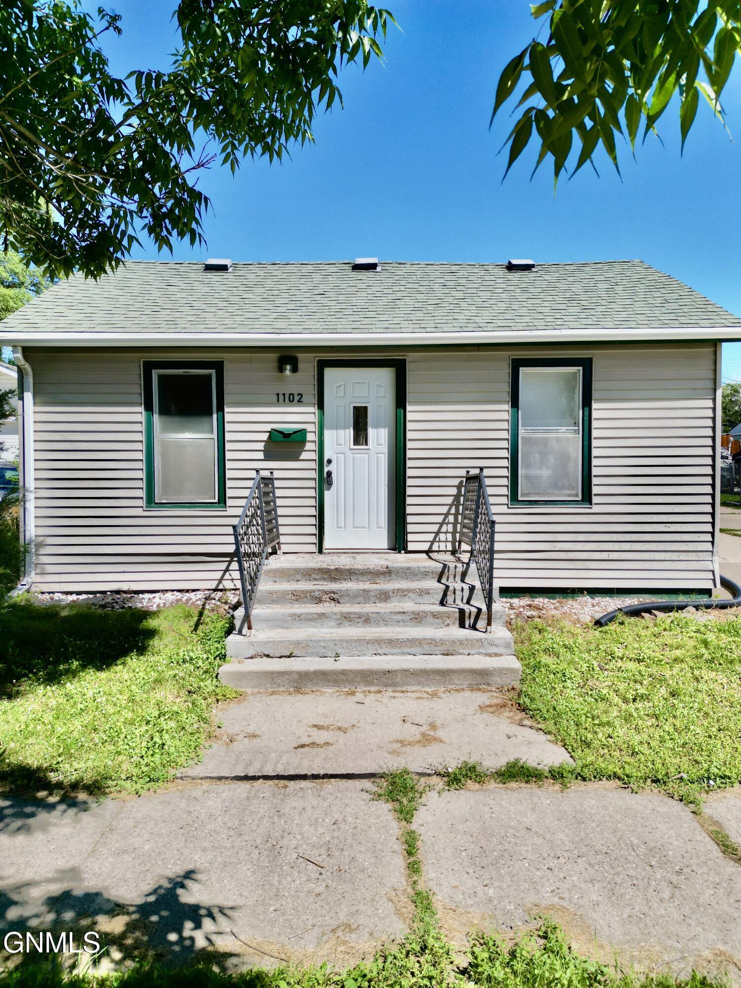 Property Photo: 1102 1st Street NE ND 58554