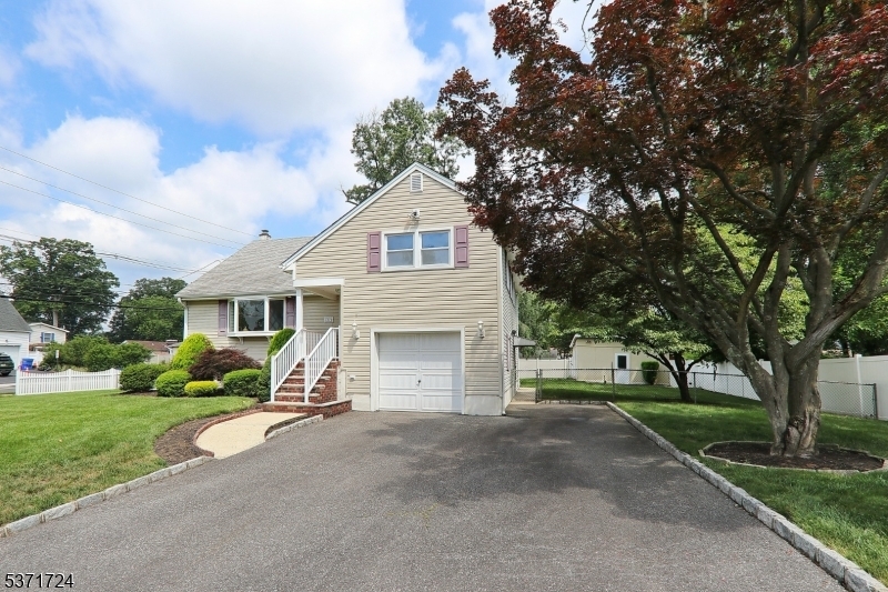 Property Photo: 1270 S 9th St NJ 07080