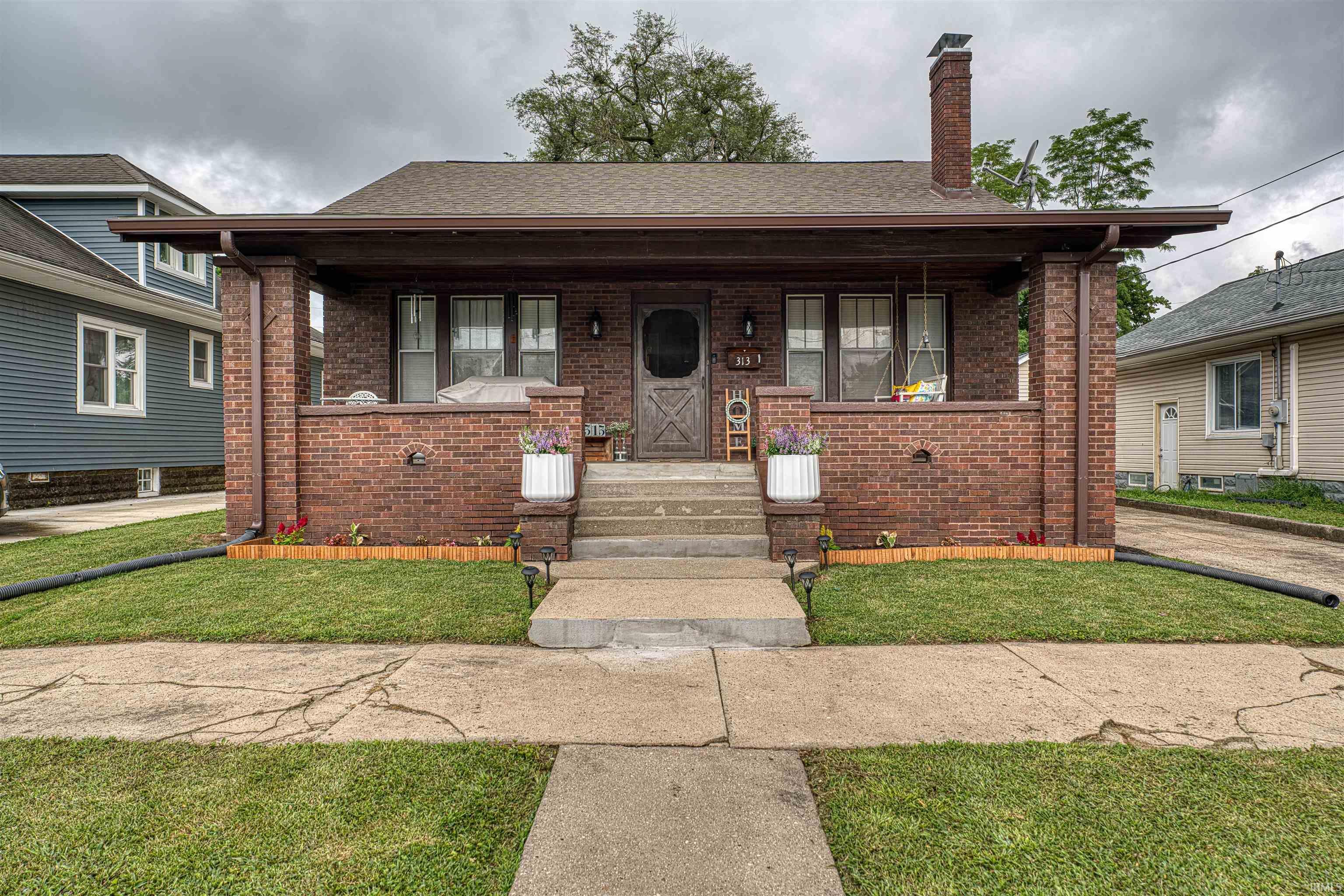 Property Photo: 313 S Race Street IN 47670