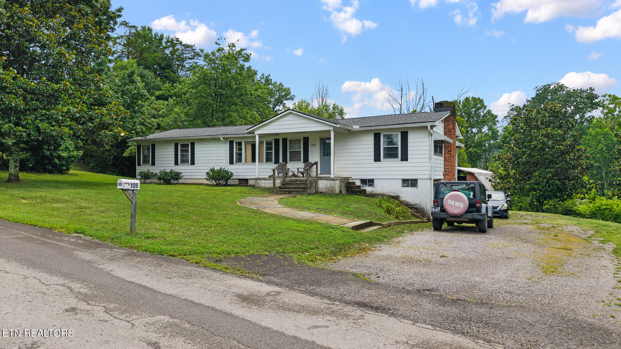 Property Photo: 105 Johnson Gap Rd TN 37716