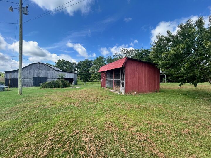 Property Photo:  1835 Charles Elgin Road  KY 42567 