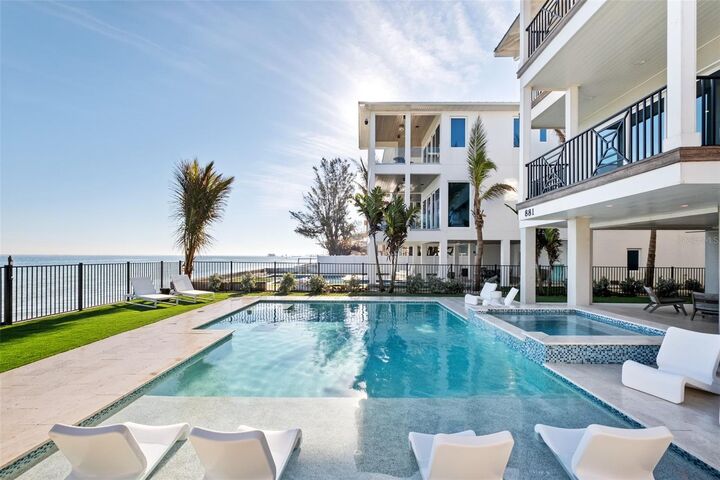 Property Photo: 881 N Shore Drive FL 34216