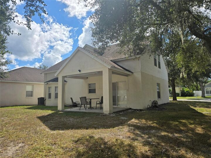 Property Photo:  7919 Terrace Ridge Drive  FL 33637