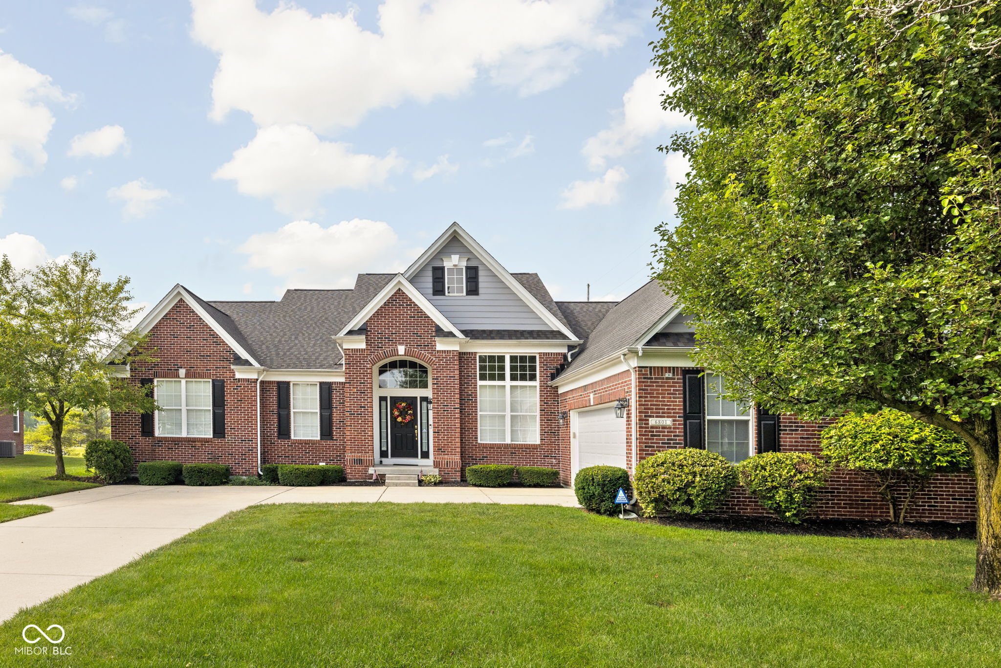 6801 Woodhaven Place  Zionsville IN 46077 photo