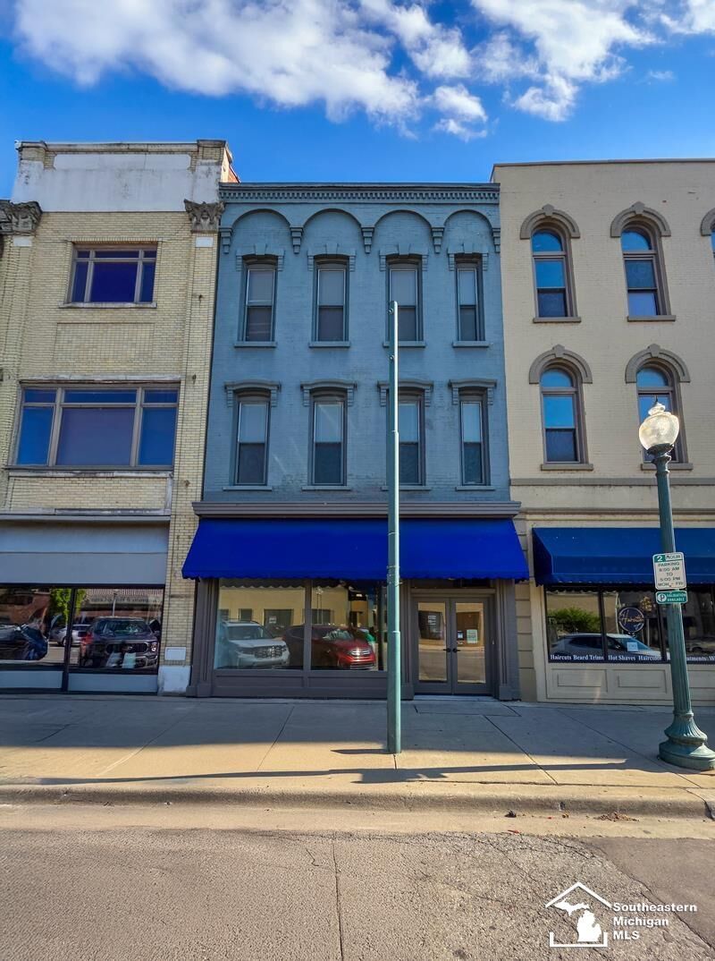 Property Photo:  8 E Front Street  MI 48161 