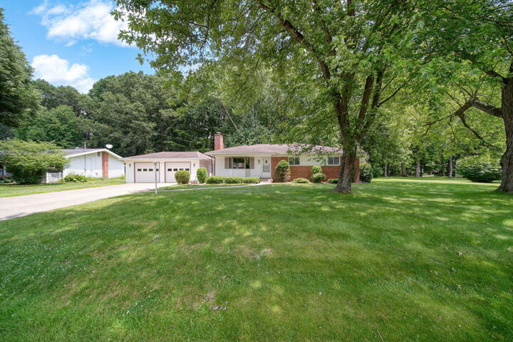 Property Photo:  3469 Northlands Avenue  MI 49201 