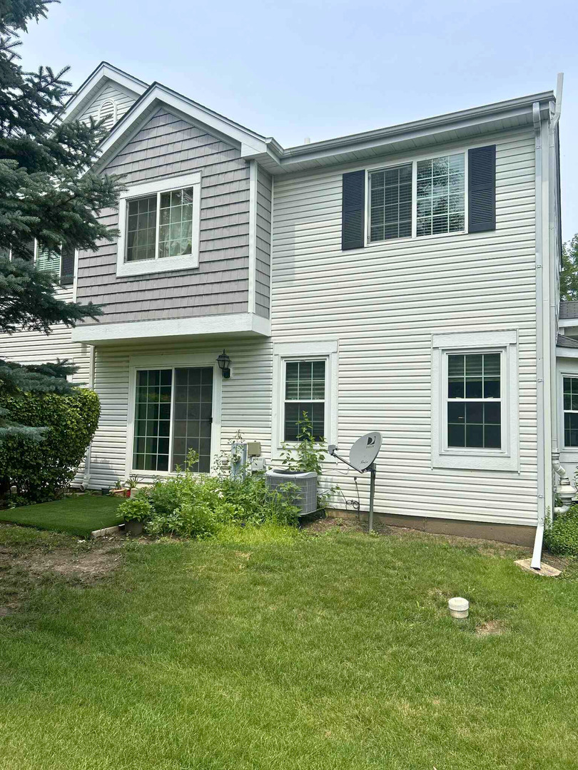Property Photo: 32403 N Mackinac Lane IL 60051