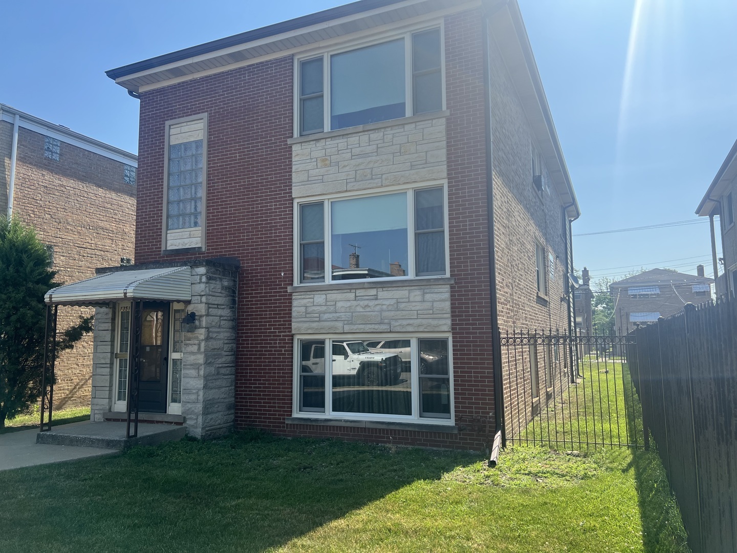 Property Photo: 1351 N Latrobe Avenue IL 60651