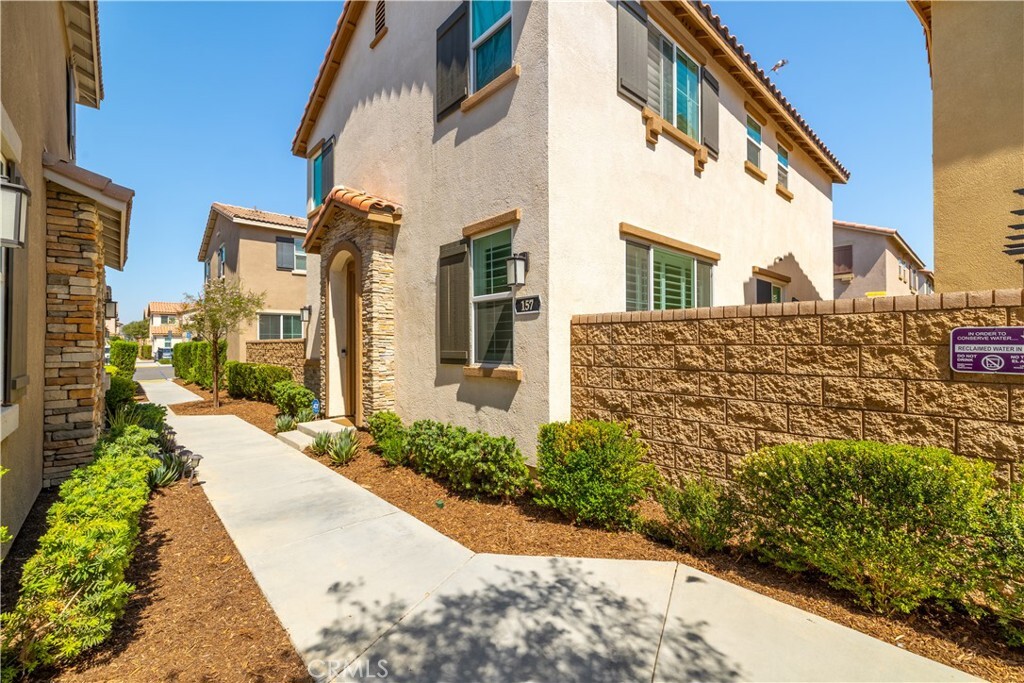 Property Photo: 157 Ambrosia Court CA 92571