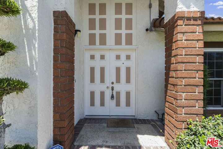 Property Photo:  12525 Semora Street  CA 90703 