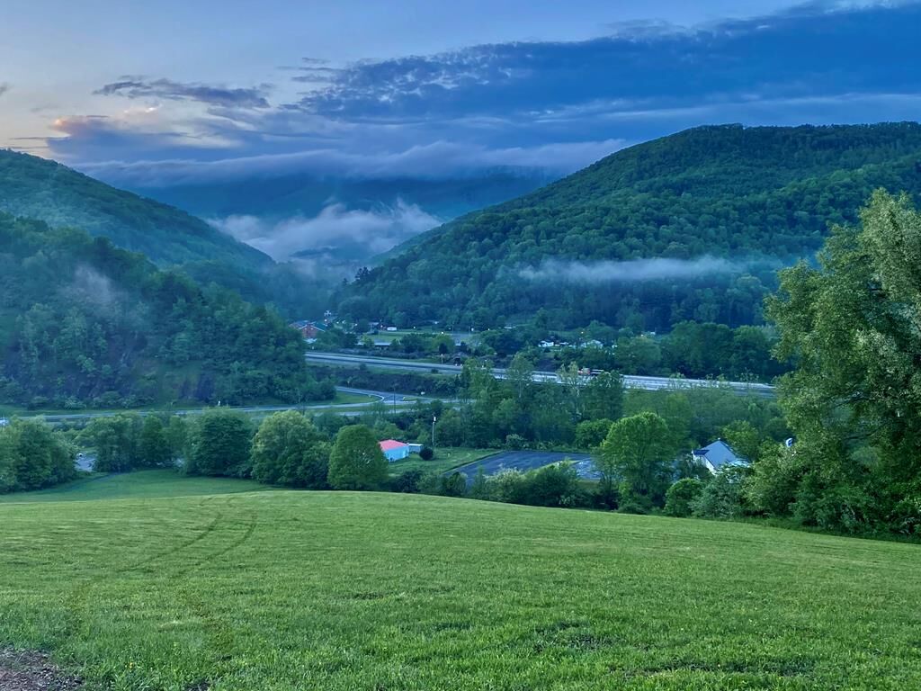 Property Photo: 12129 N Scenic Hwy VA 24314