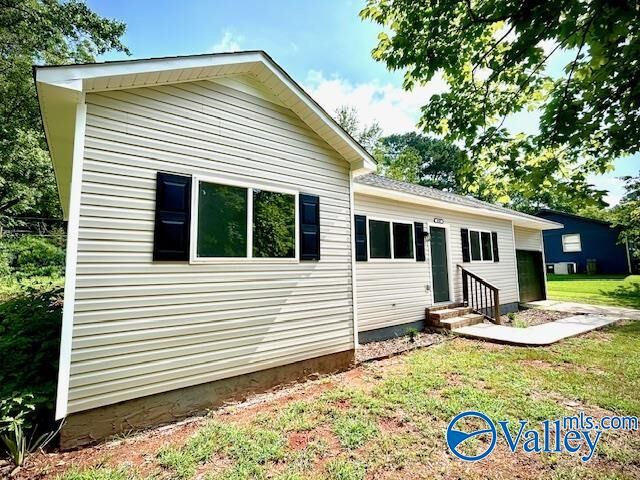 Property Photo: 4505 Lakeview Drive AL 35810