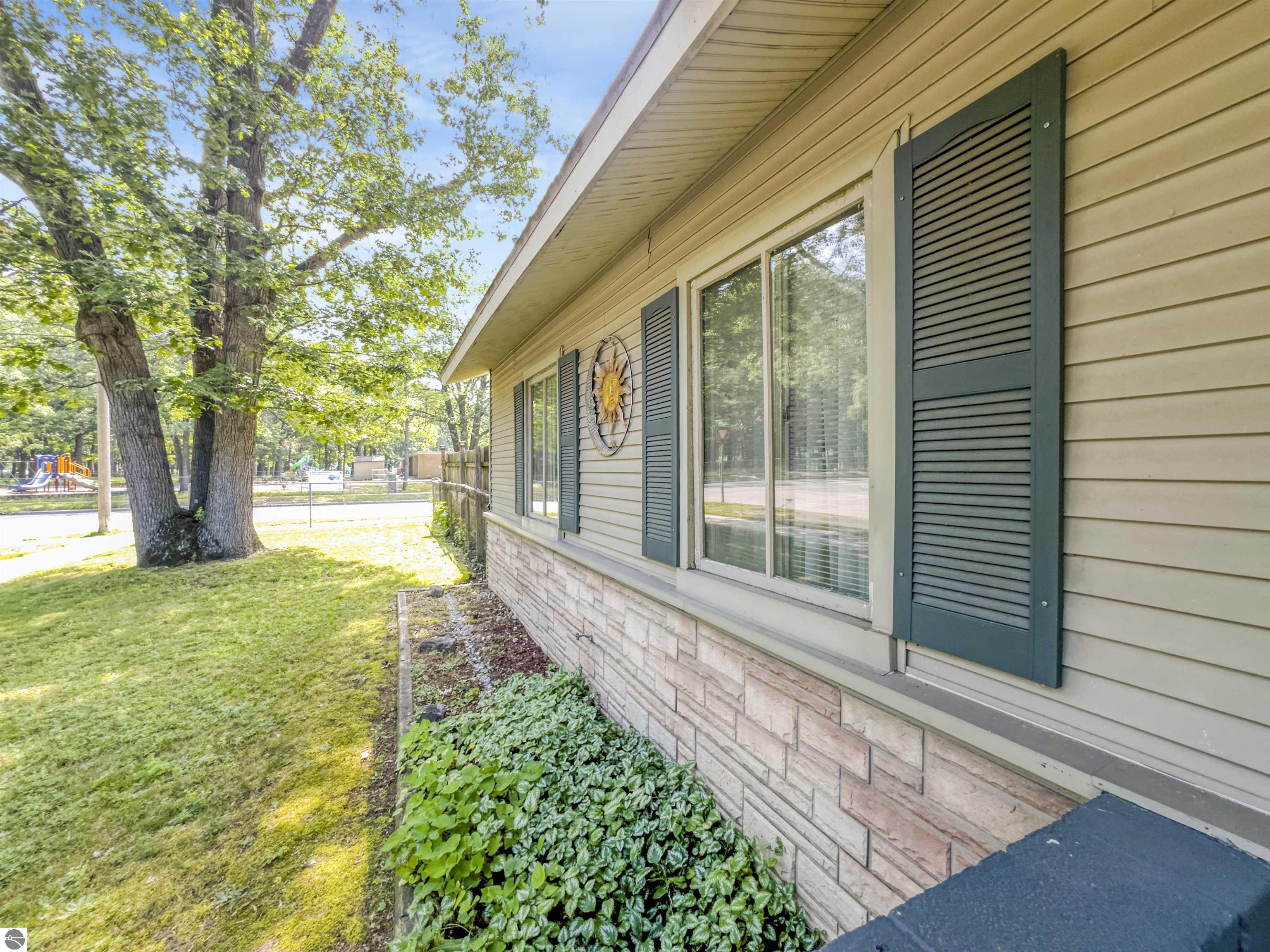 Property Photo: 892 Oakdale Drive MI 49686