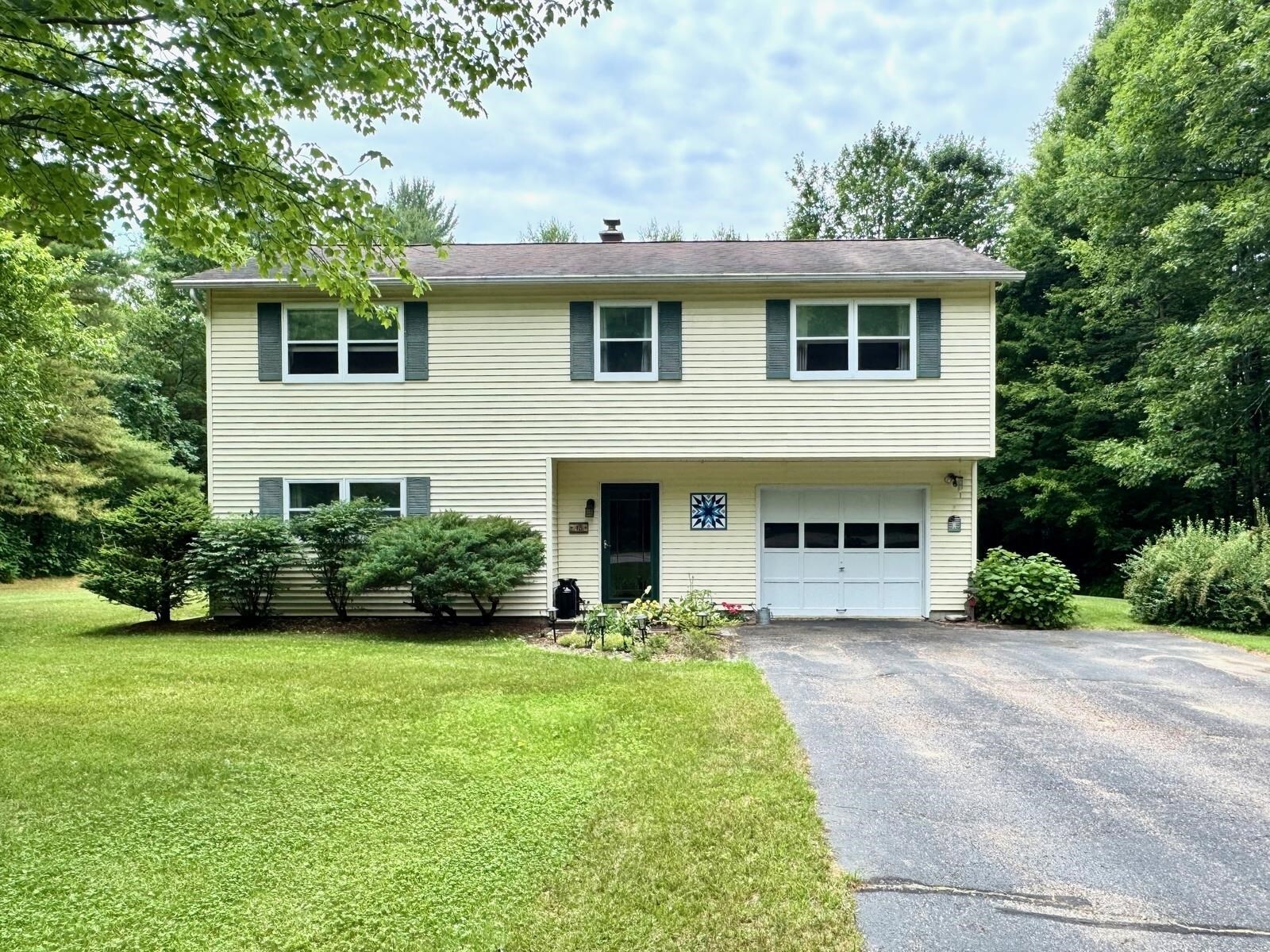 43 Quail Hollow Drive  Milton VT 05468 photo