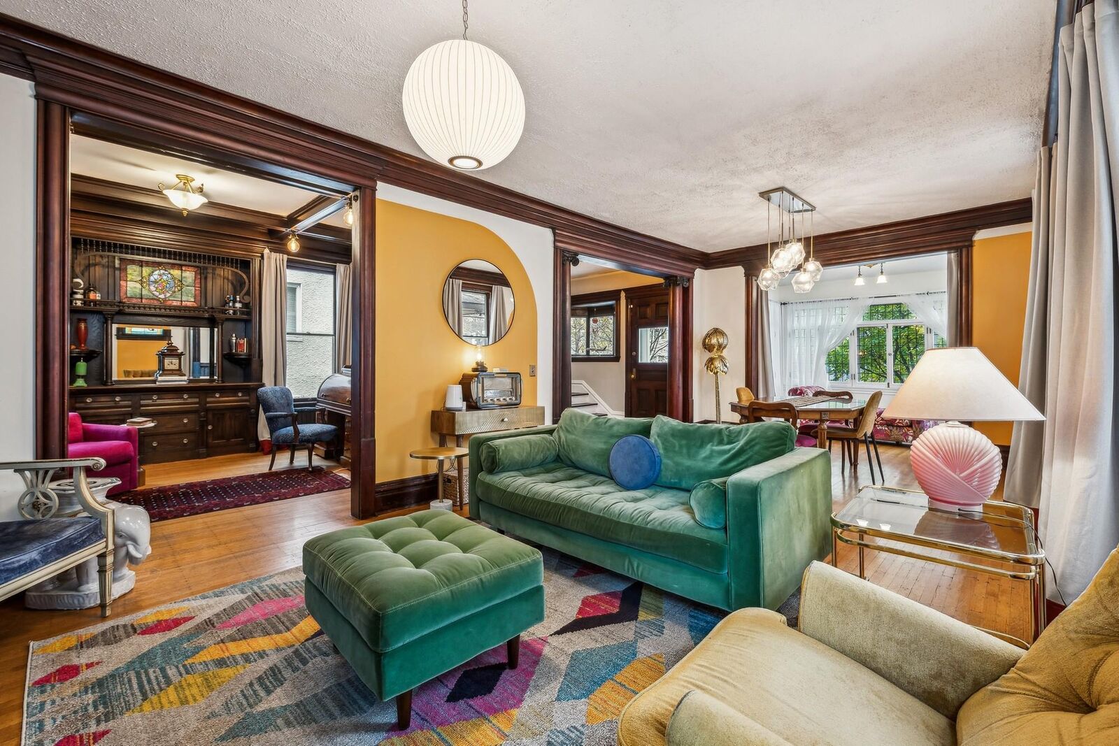 Property Photo:  2742 Dupont Avenue S  MN 55408 