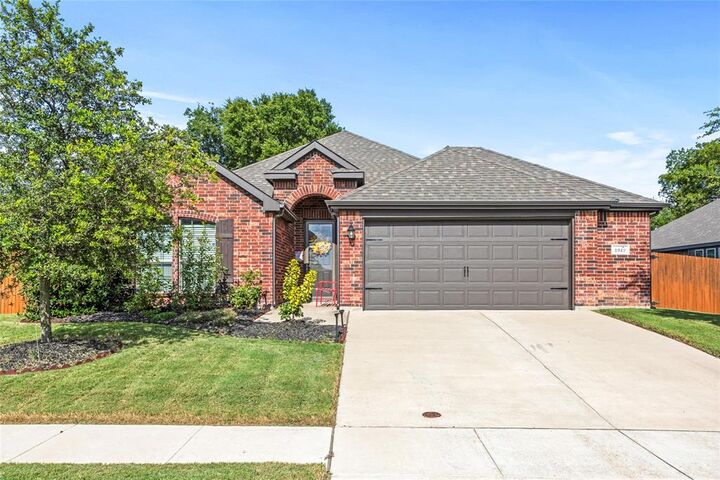 Property Photo:  1912 Sunflower Drive  TX 75154 