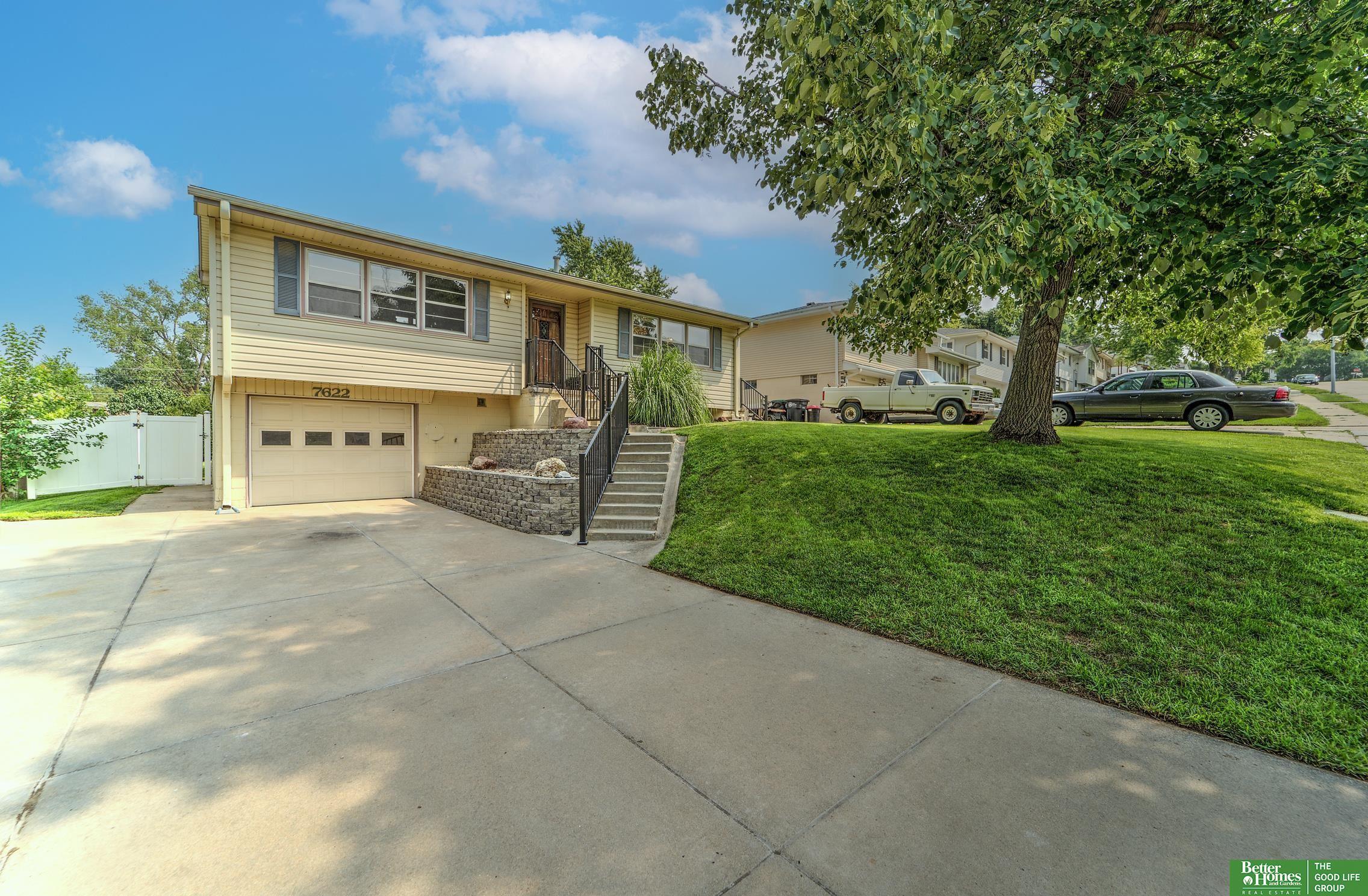 Property Photo: 7622 Bauman Avenue NE 68122