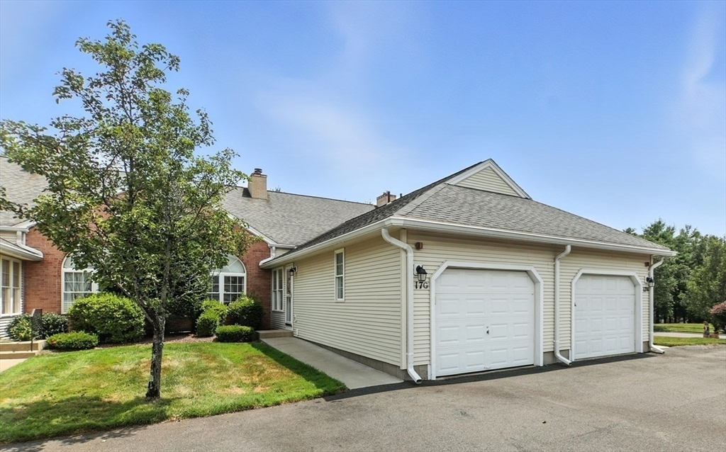 Property Photo: 17 Castle Hill Rd G MA 01001