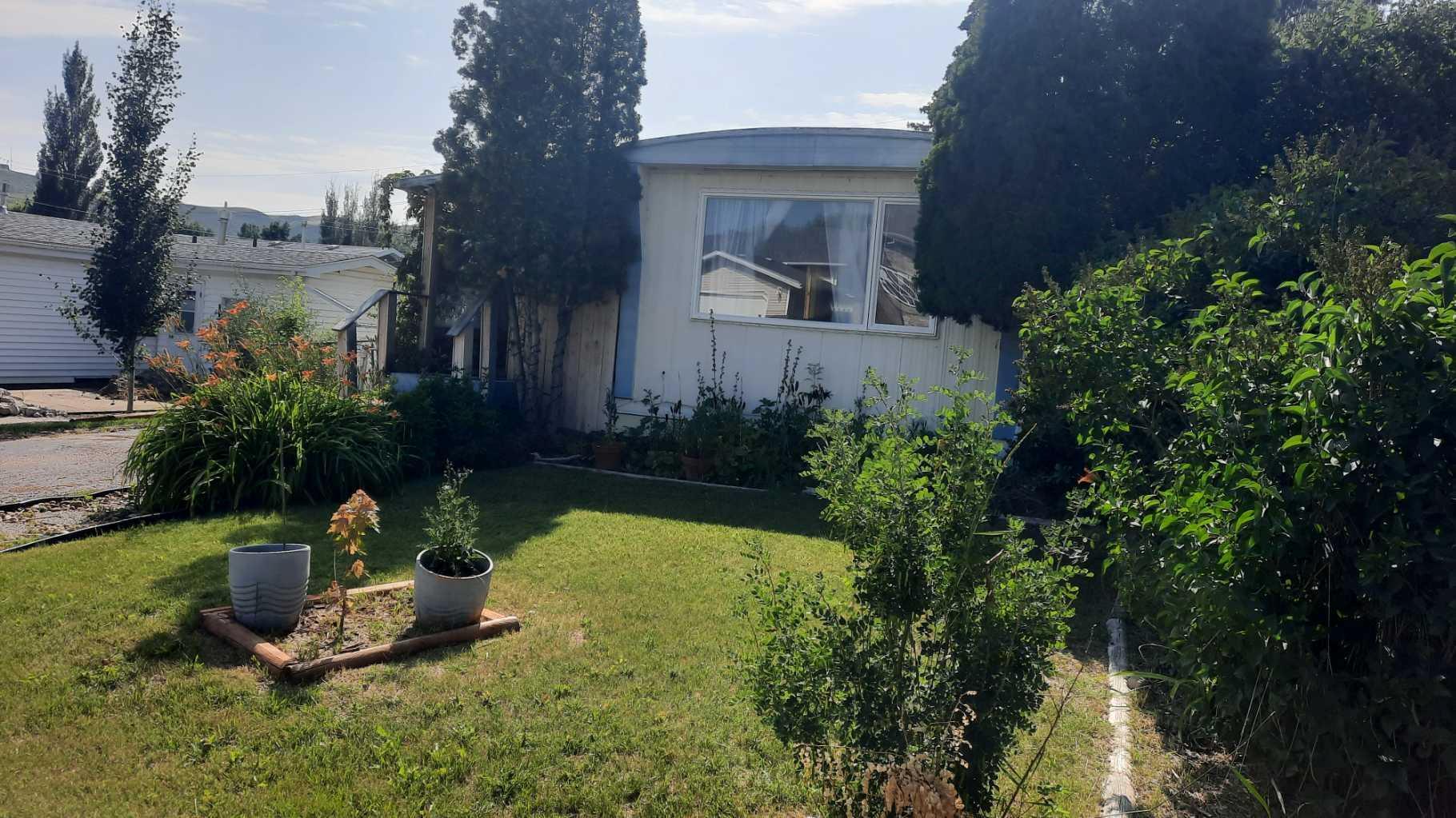 Property Photo: 205 14 Street NW AB T0J 0Y1