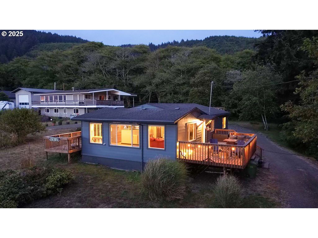 Property Photo:  26305 Sandlake Rd  OR 97112