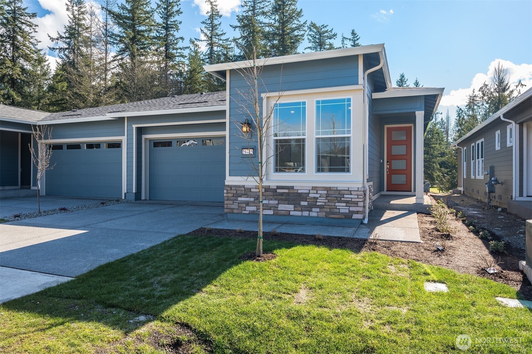 Property Photo: 21725 SE 292 Nd Place WA 98010