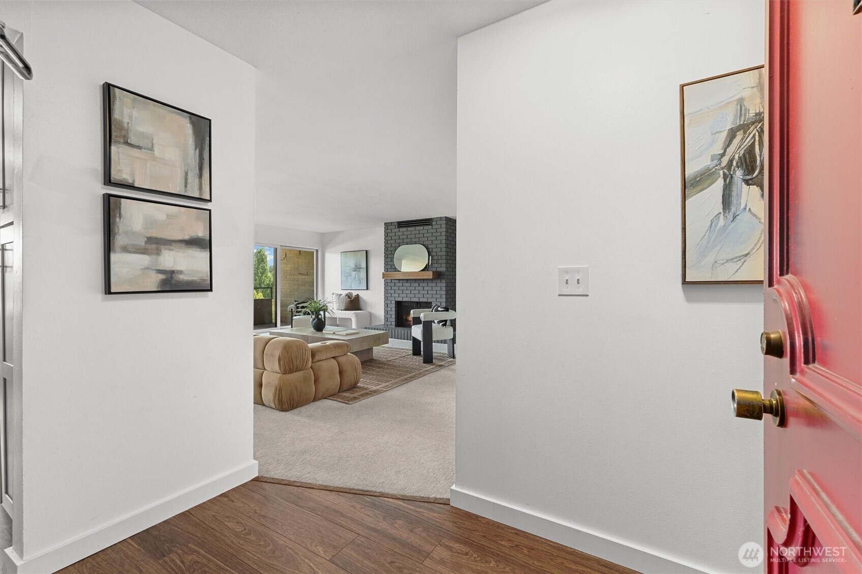 Property Photo: 4545 Sand Point Way NE 806 WA 98105