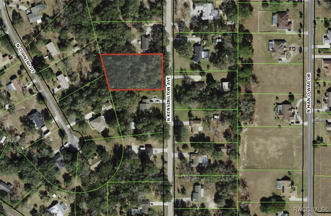 Property Photo:  350 N Kensington Avenue  FL 34461 