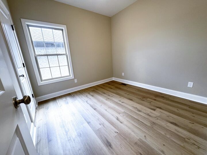 Property Photo: 1344 Helmsdale Avenue KY 42101