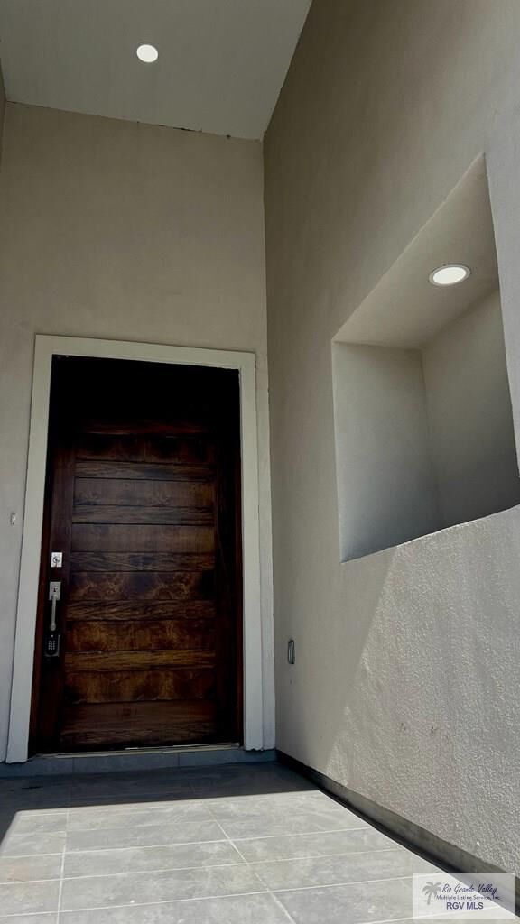 Property Photo:  2517 S Christian Cir  TX 78550 