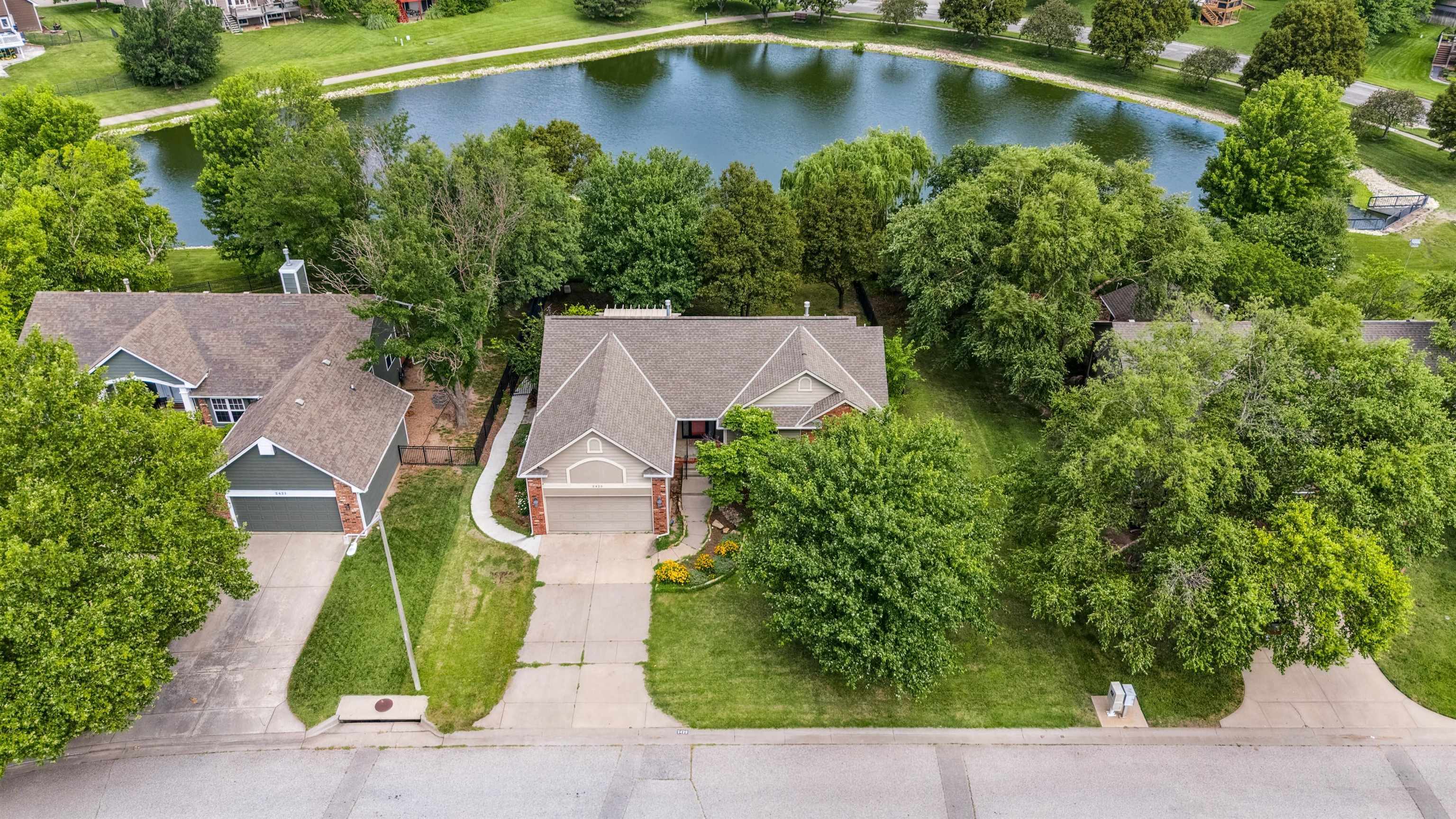 Property Photo: 2425 N Baytree St KS 67205