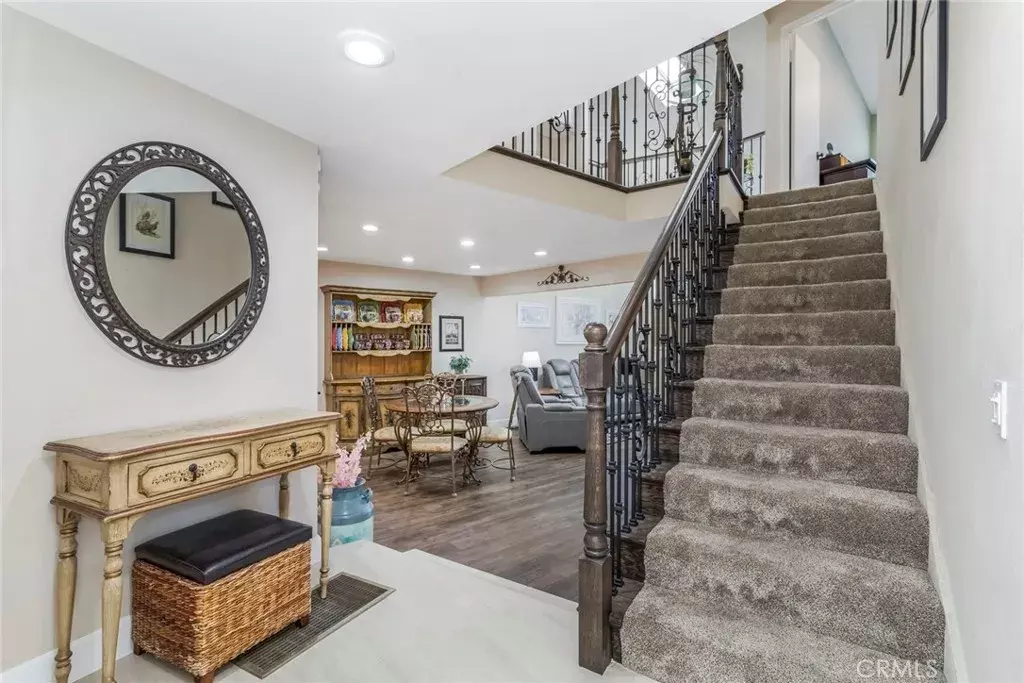 Property Photo: 23130 Yvette Lane CA 91355
