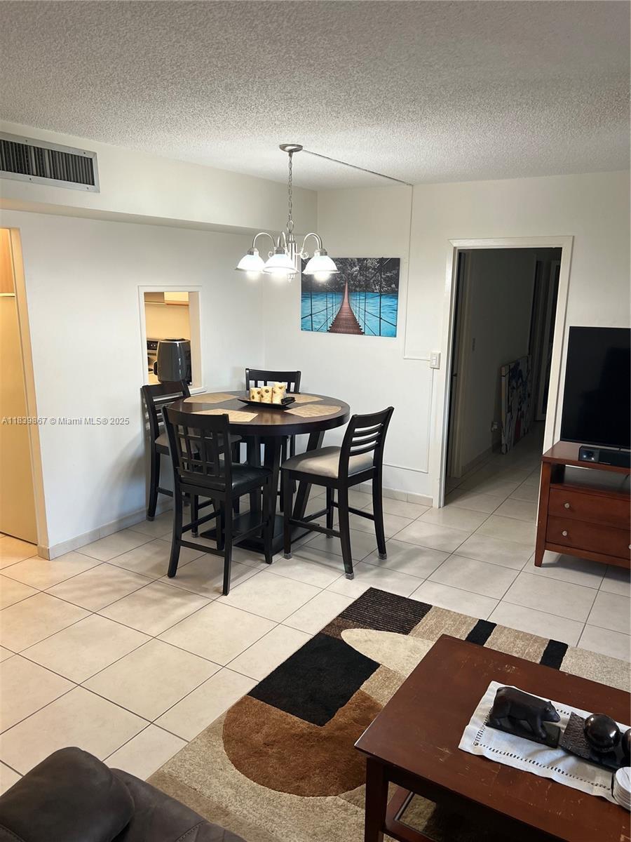 Property Photo:  1050 SE 15th St 205  FL 33316 
