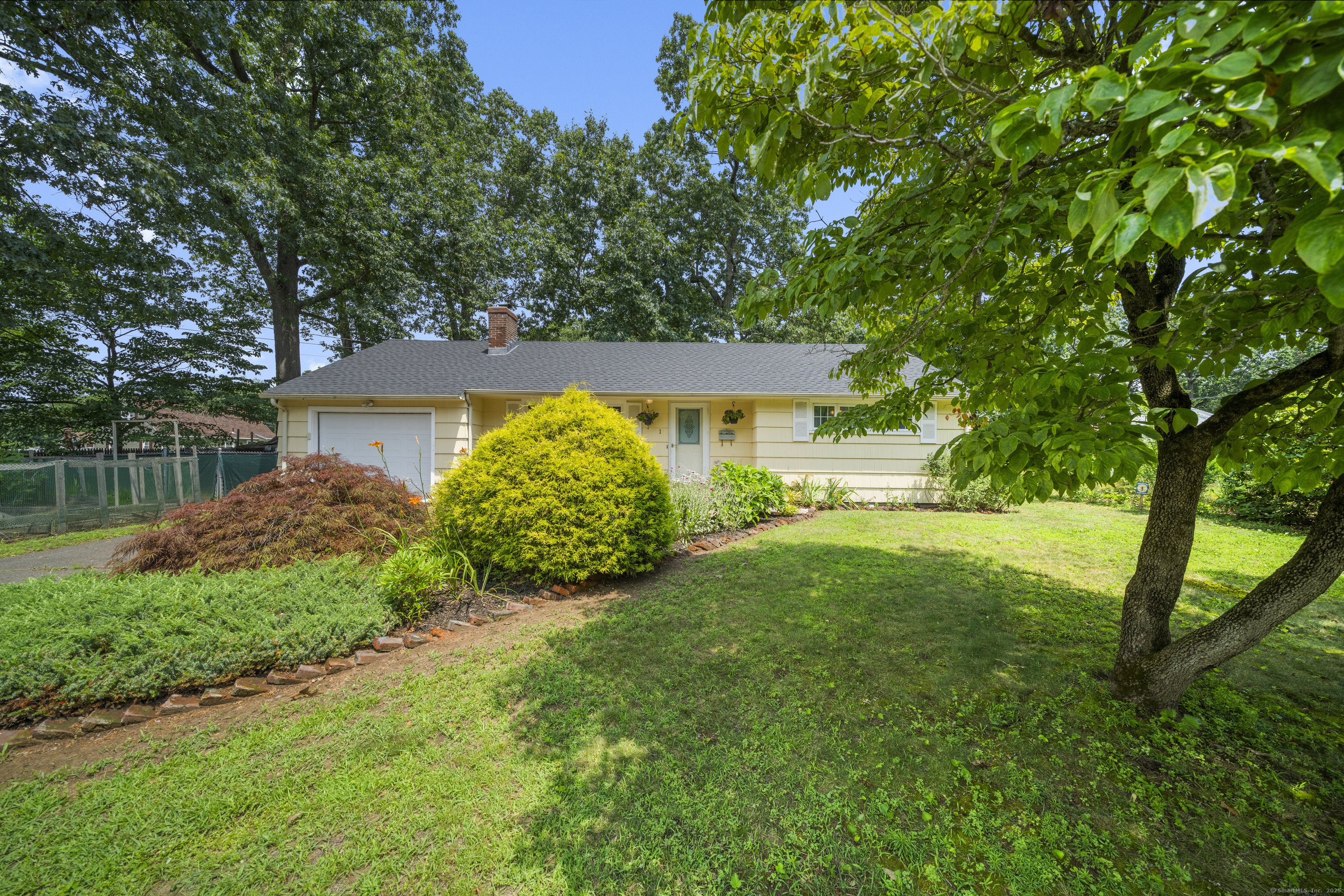 Property Photo: 1 Oakridge Drive CT 06082