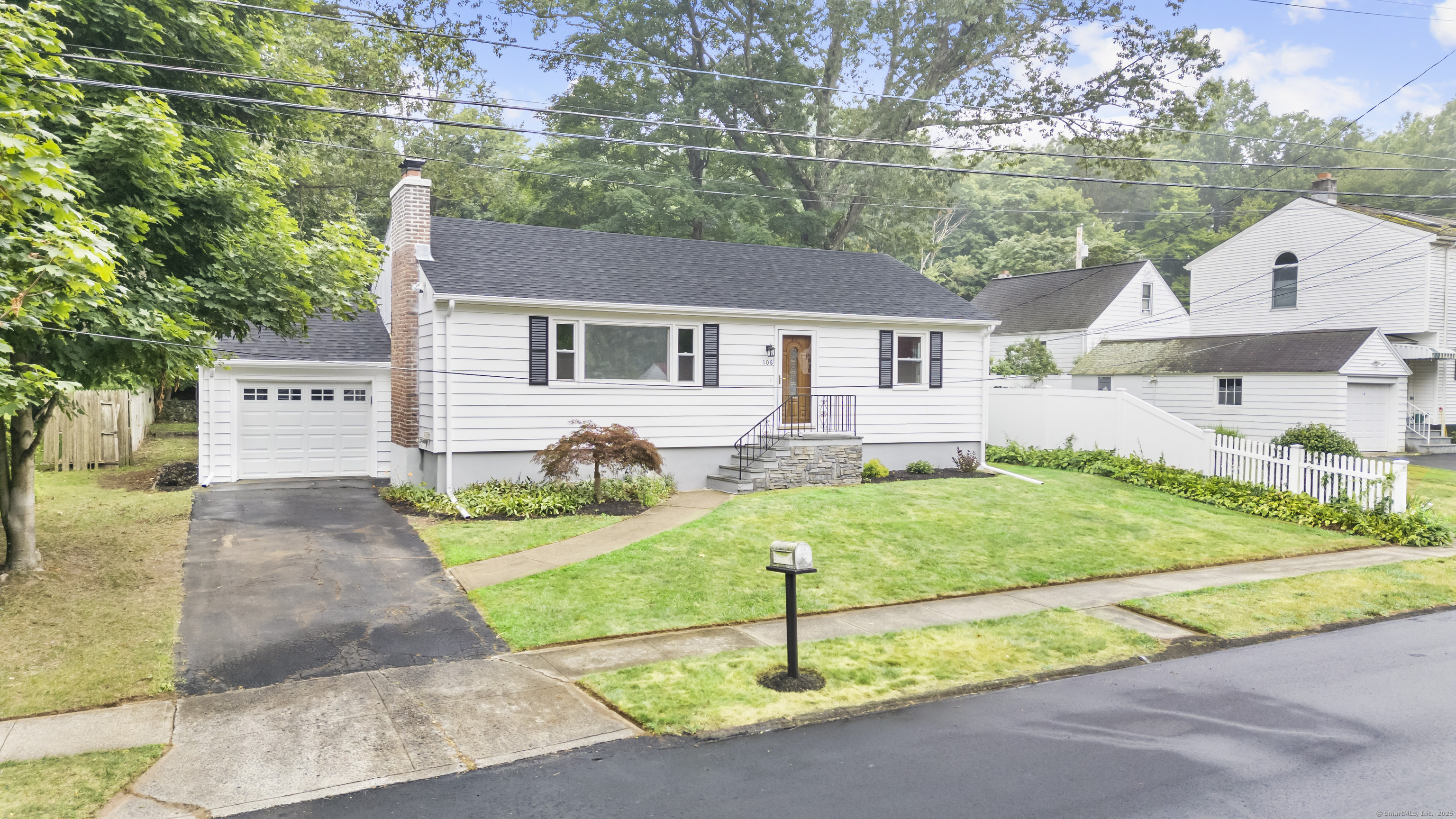 Property Photo: 106 Lakeview Avenue CT 06516