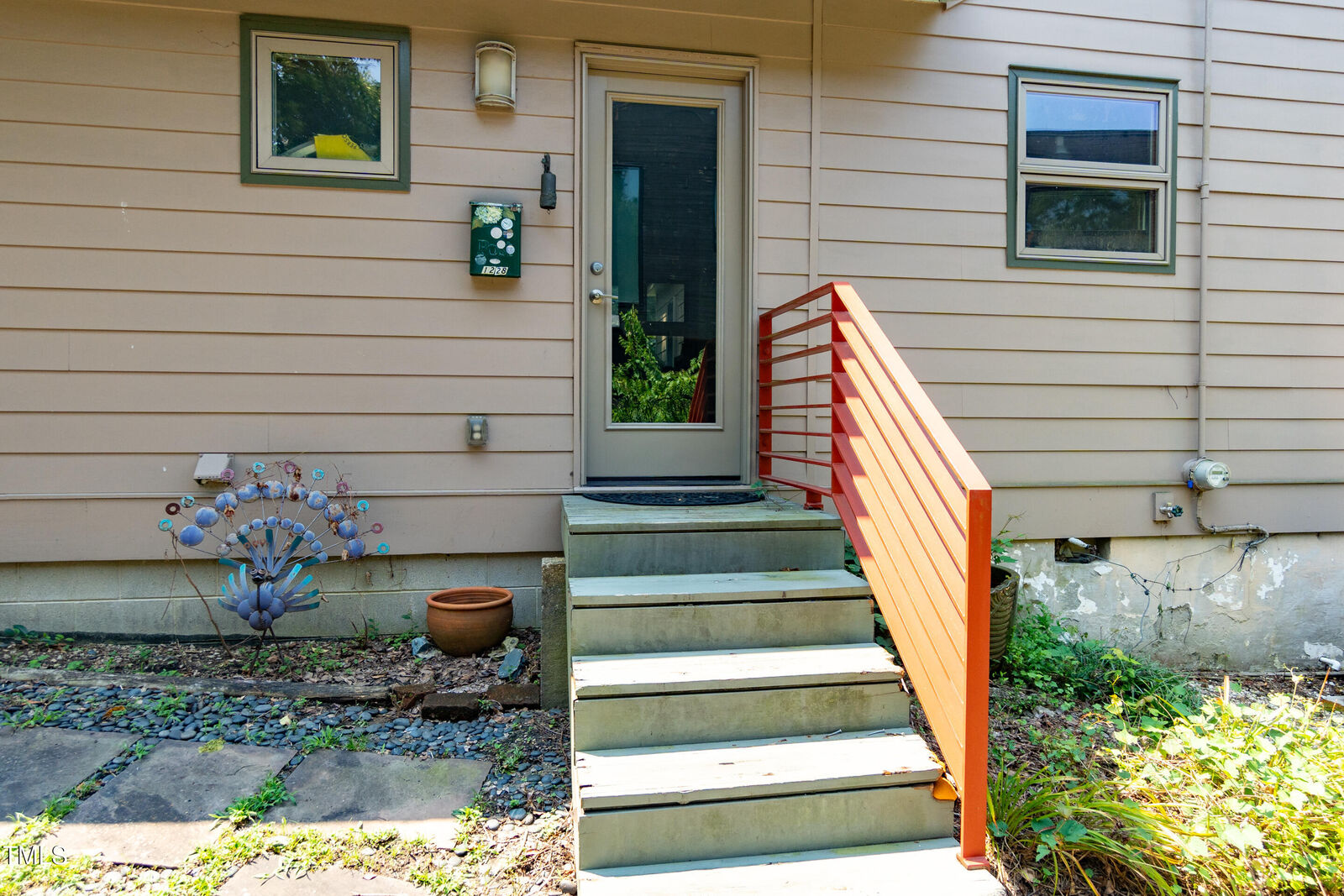 Property Photo:  1228 Marshall Street  NC 27604 
